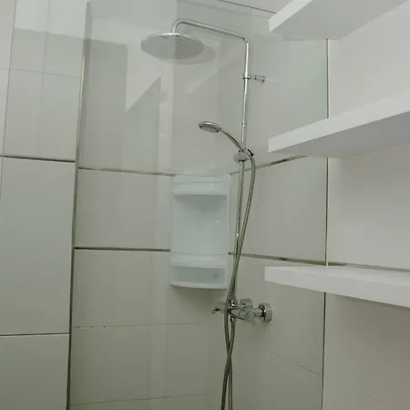 Happy Space Apartman